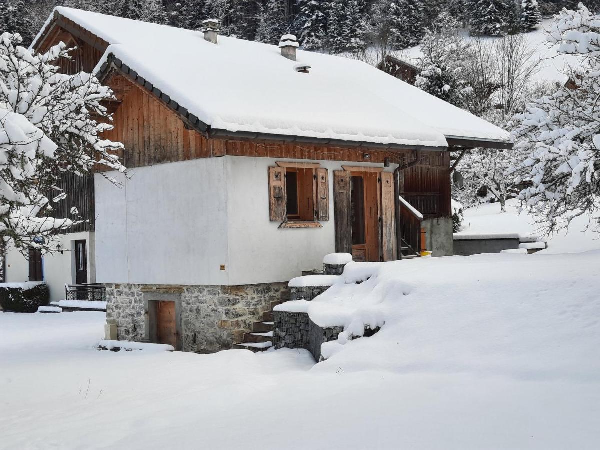 Le Petit Caboin Pension Seytroux Buitenkant foto