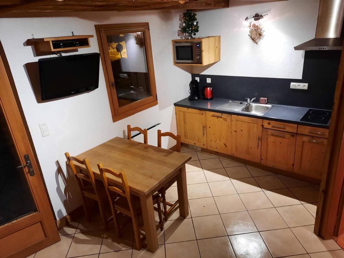 Le Petit Caboin Pension Seytroux Buitenkant foto